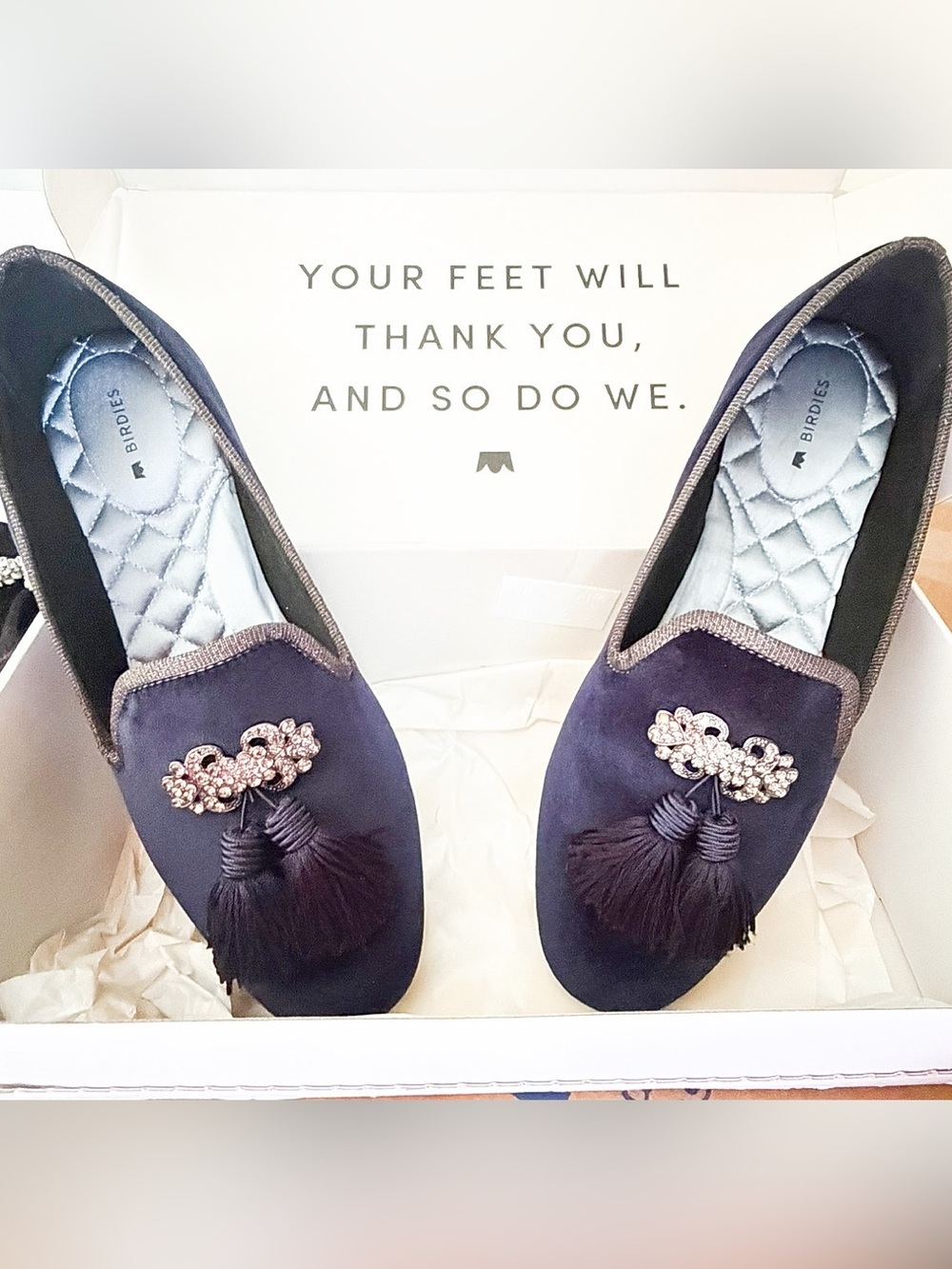 NWOT Blue Birdies Loafers with tassles
and rhinestones on the toe top, sz 9